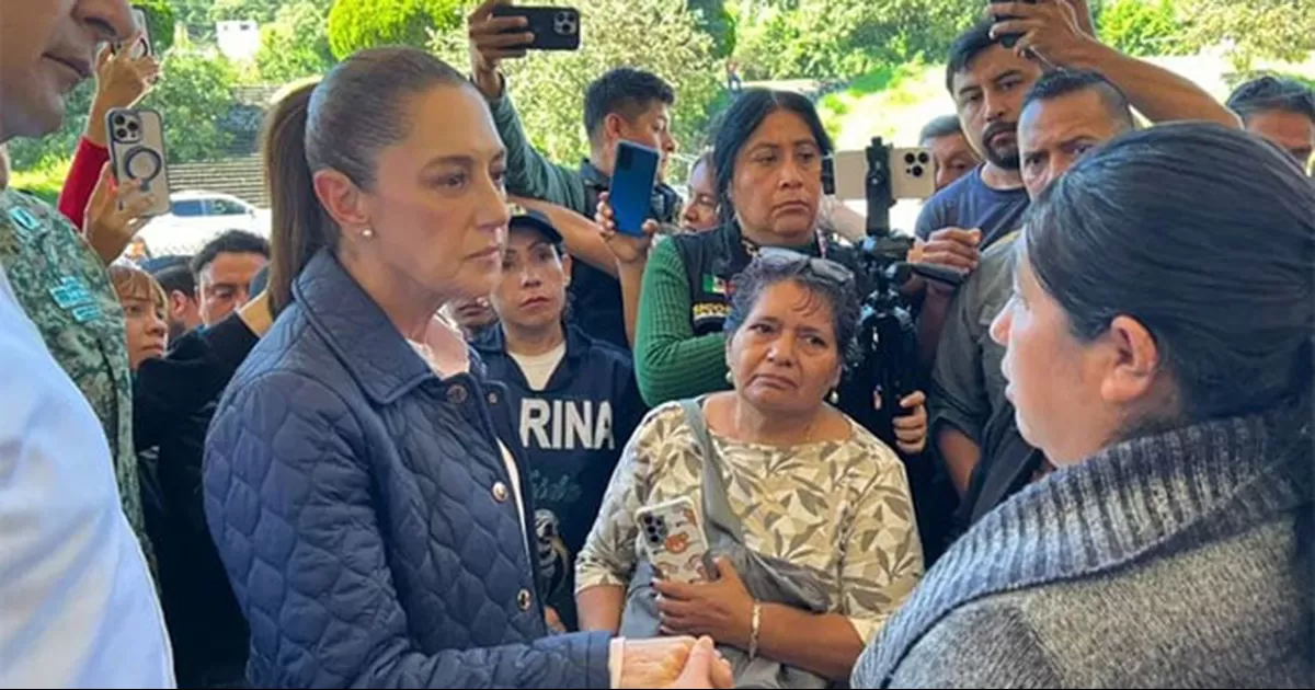 Asegura Sheinbaum a damnificados por lluvias que estará pendiente de que sean apoyados