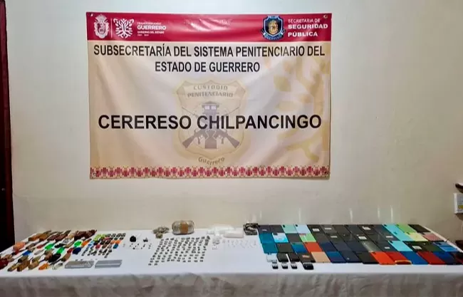 Ejército y Guardia Nacional decomisan droga, armas y 58 celulares en el Penal Chilpancingo