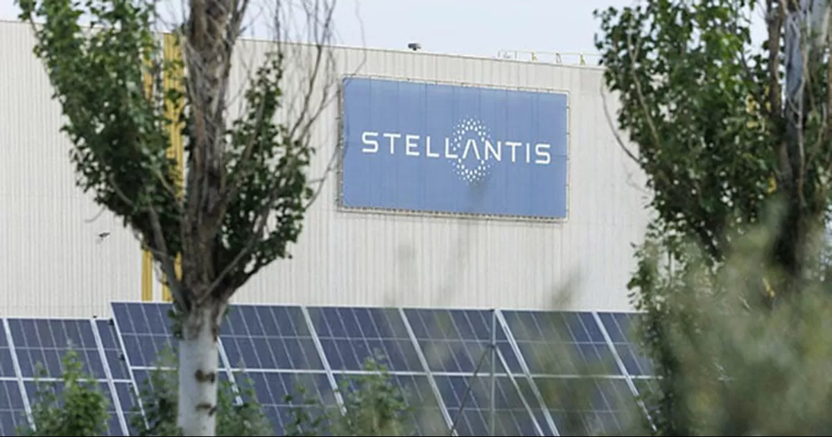 Se da tras la inesperada decisión de Stellantis de transferir la futura fabricación del Jeep Compass de una planta canadiense a otra en Illinois
