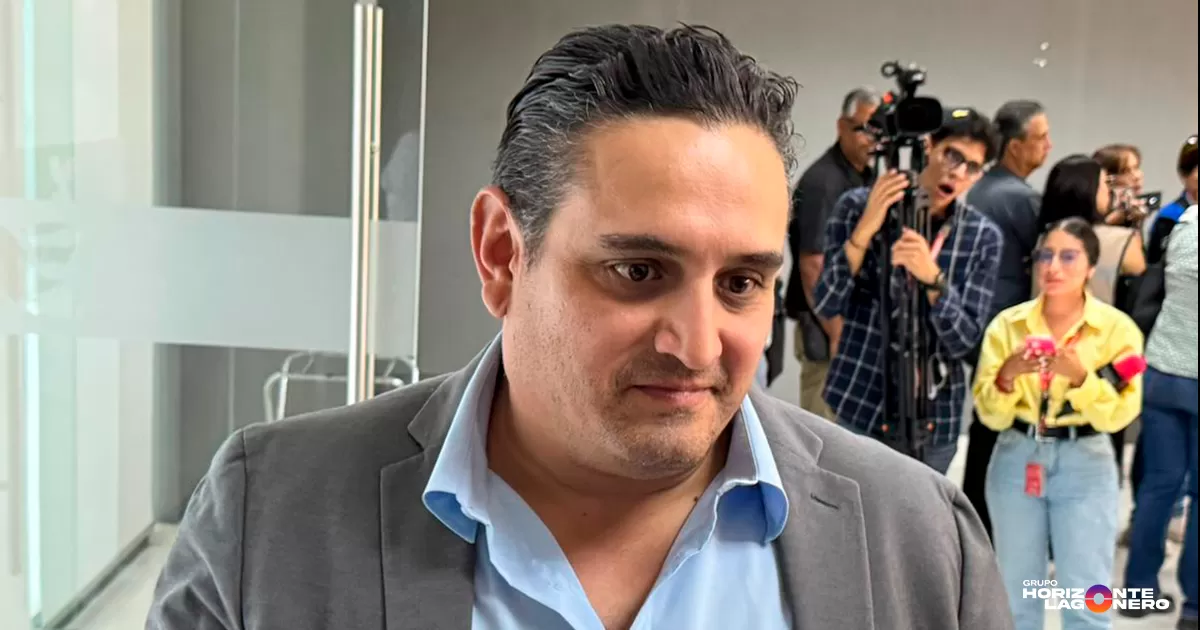 De acuerdo con su análisis, la decadencia del centro de la ciudad responde a políticas públicas que incentivaron la expansión hacia la periferia, a la preferencia social por vivir en cerradas y a la falta de inversión de los propietarios y empresarios del primer cuadro, quienes no han apostado por mejorar la infraestructura ni atraer nuevos residentes.