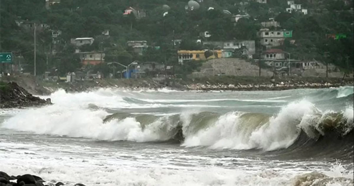 Se prevén vientos destructivos, marejada ciclónica e inundaciones catastróficas que empeorarán en Jamaica durante el día y hasta esta noche