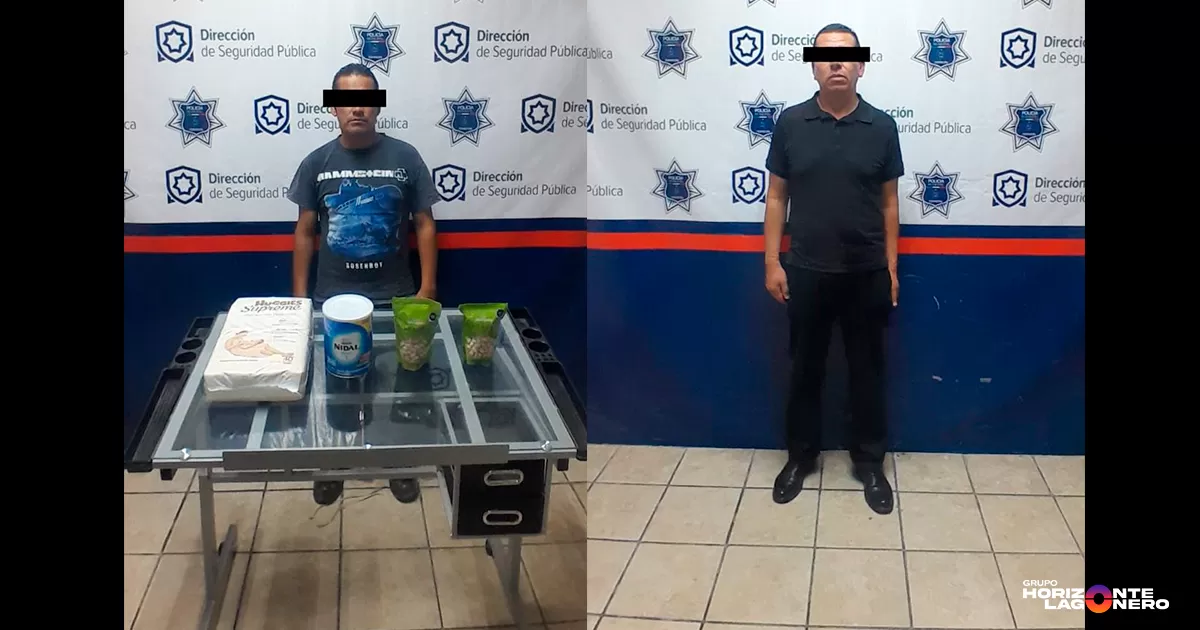 Detienen a dos empleados por sustraer mercancía en tienda de autoservicio en Torreón