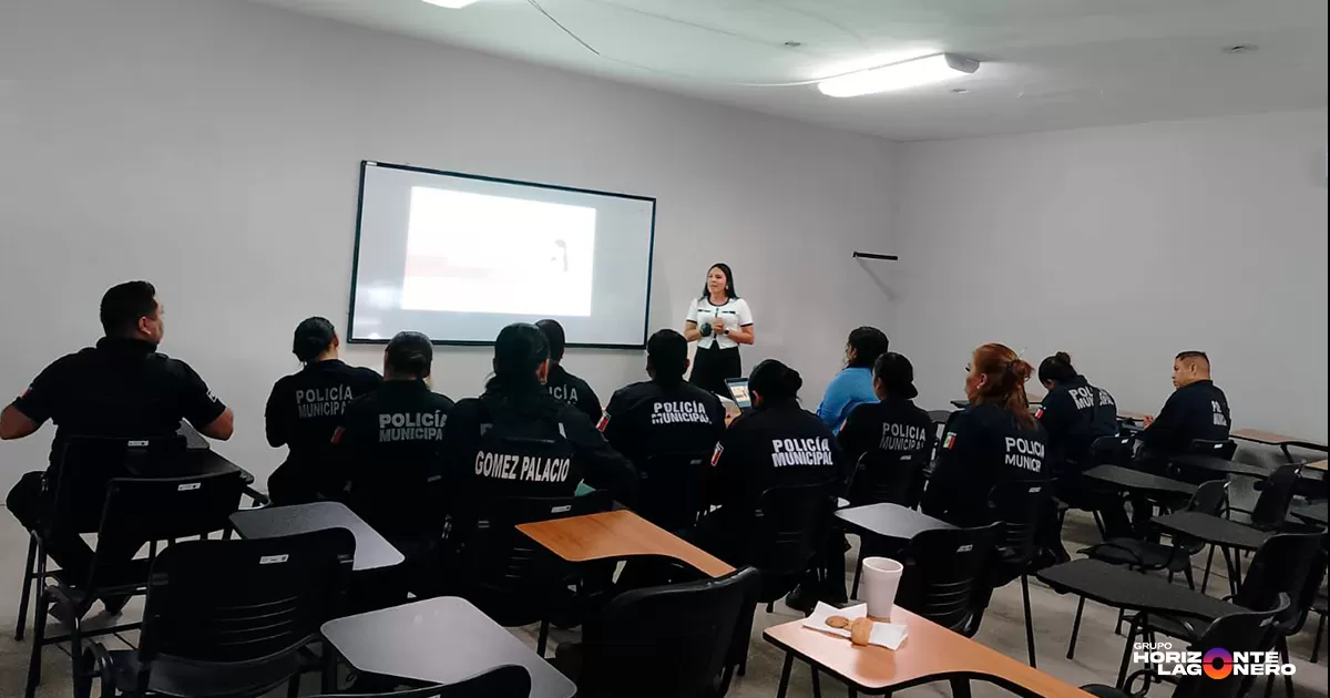 Capacitan a policías del Agrupamiento Violeta para la no revictimización en Gómez Palacio
