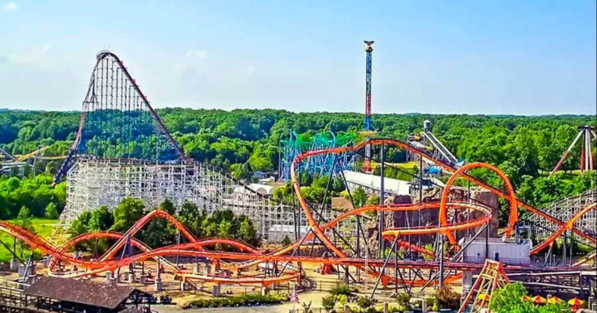 Six Flags America y Hurricane Harbor en Bowie, Maryland, abrieron sus puertas por última vez este 2 de noviembre.