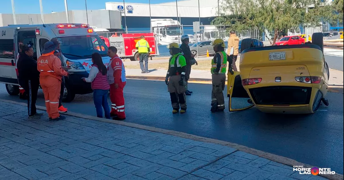 El hecho se reportó a las líneas de emergencia alrededor de las 10:30 horas sobre el bulevar Revolución y periférico Raúl López Sánchez.