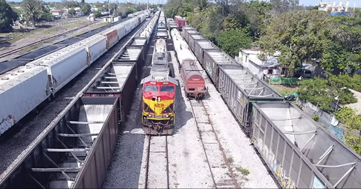 La obra conectará a diversas ciudades del norte con la capital mexicana mediante trenes modernos