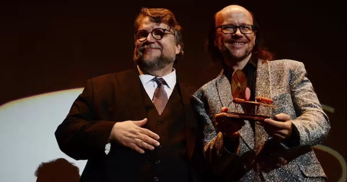¿Quién es el genial Santiago Segura? seguro lo conoces además de por aparecer en las películas de Guillermo del Toro