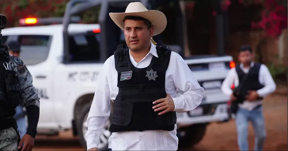 El titular de la FGE de Michoacán, Carlos Torres Piña, dijo que pronto revelarán más avances sobre el asesinato de Carlos Manzo.
