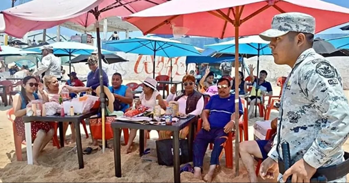 Tanto turistas en Guerrero como compradores mexicanos en Texas han disminuido a causa de la inseguridad, afirman hoteleros
