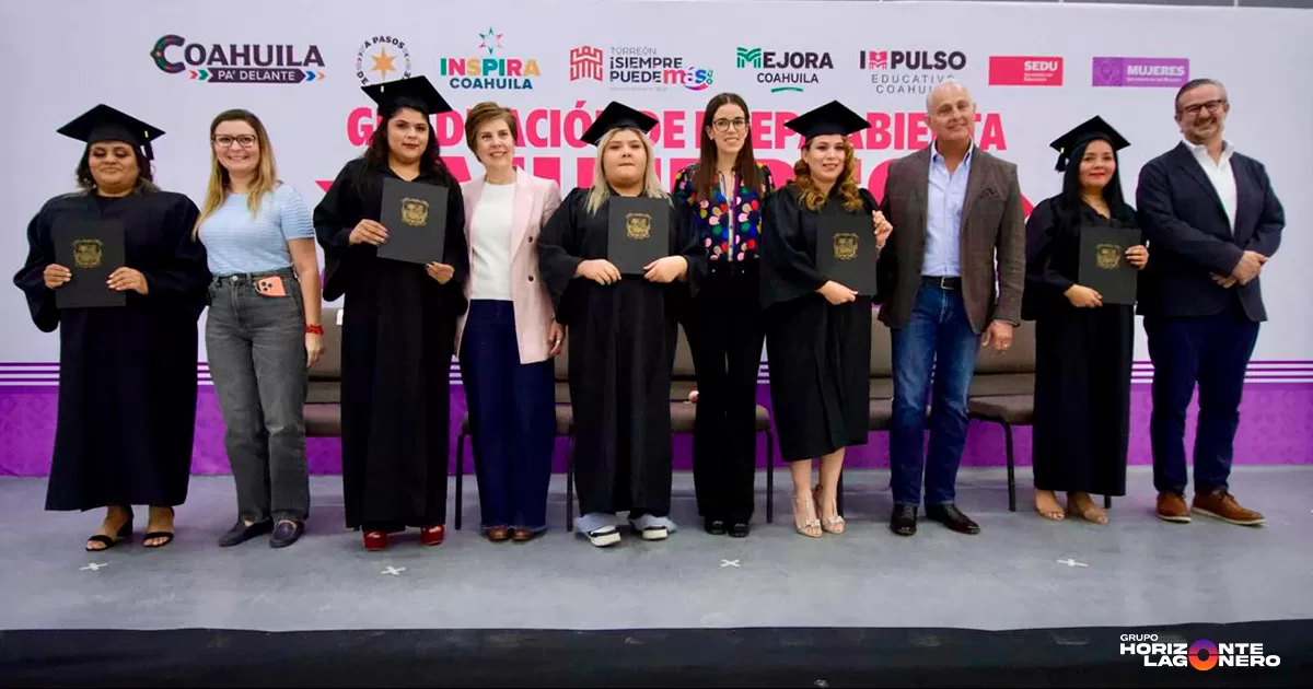 Rodríguez López subrayó que todas las participantes comparten “la fuerza de no rendirse”, y recordó que con este programa ya son más de 4 mil 300 mujeres cursando una carrera universitaria en los 38 municipios del estado.