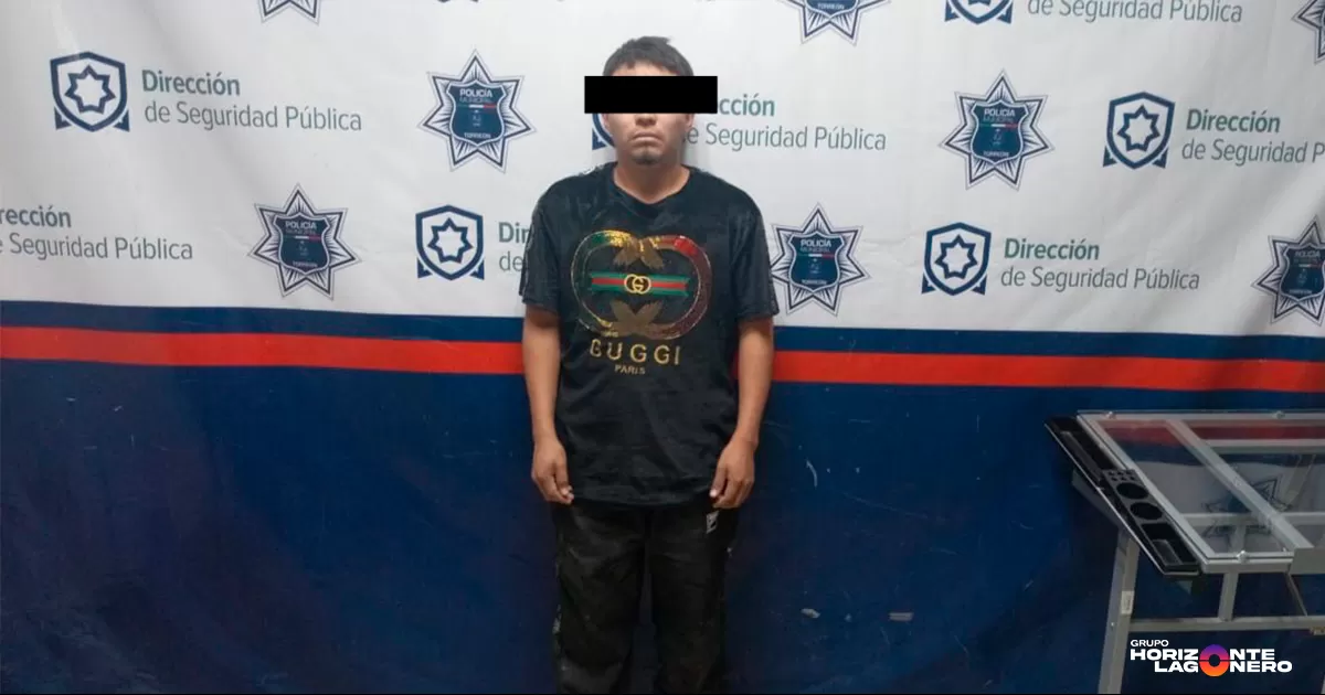 Joven golpea a su hermana, se esconde en la azotea y agrede a policías en Torreón