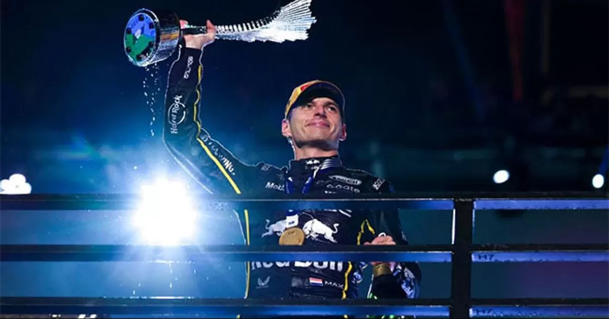 Verstappen dominó de principio a fin y venció en el GP de Las Vegas, mientras que los corredores de McLaren fueron descalificados