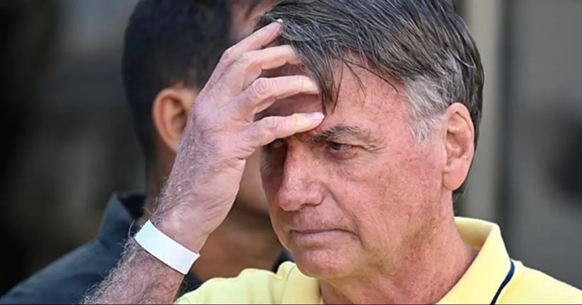 Bolsonaro dice que ‘paranoia’ causada por medicamentos lo orilló a tratar de quemar su tobillera electrónica