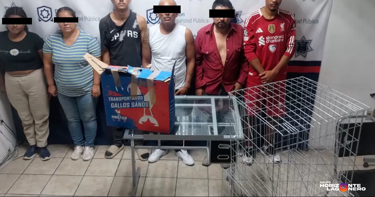 Ocho detenidos, dos de ellos menores de edad, tras riña entre policías y ciudadanos durante pelea de gallos en Torreón