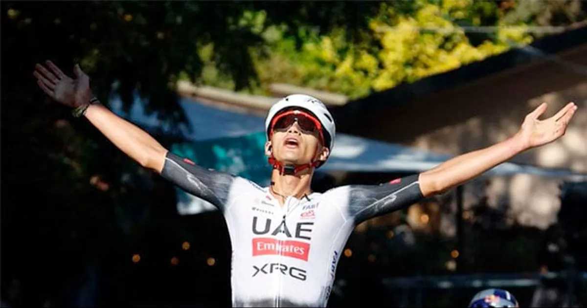 Su evolución meteórica en el ciclismo internacional no sólo lo ha convertido en referente, sino también en símbolo de un fenómeno que trae de vuelta su deporte a los reflectores.