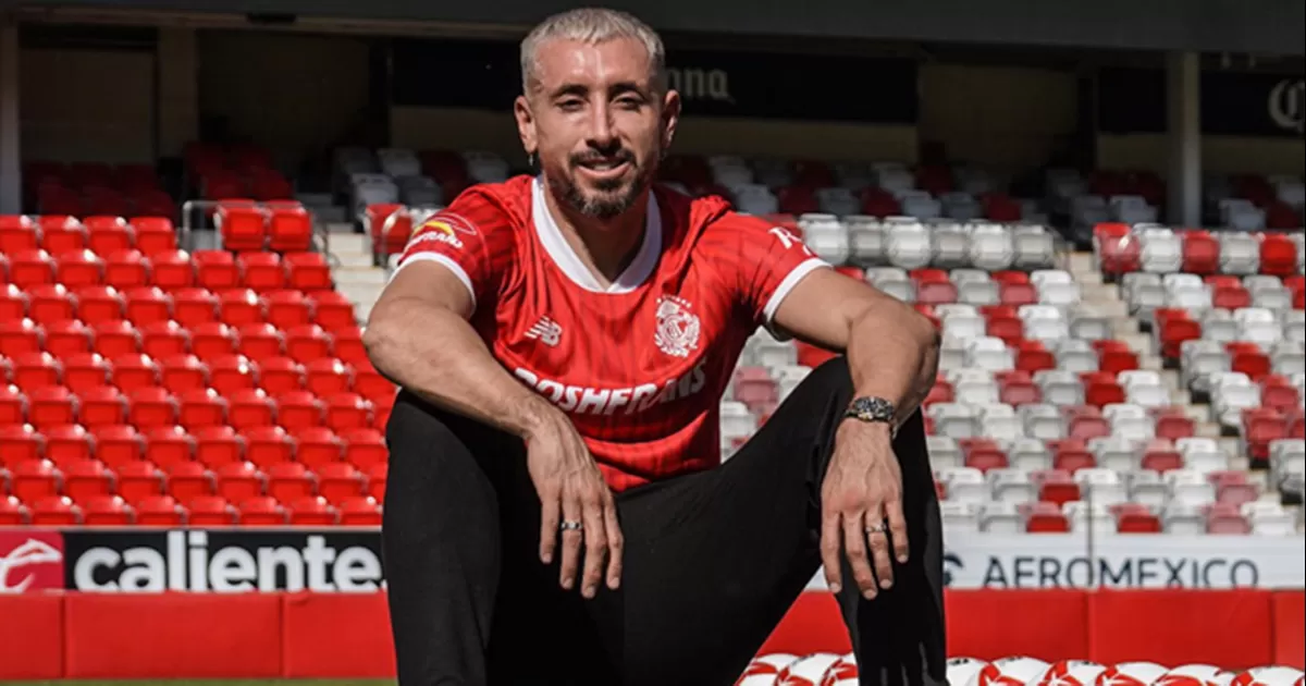 El futbolista del Toluca se estaría dado una nueva oportunidad en el amor tras su divorciarse de Shantal Mayo.