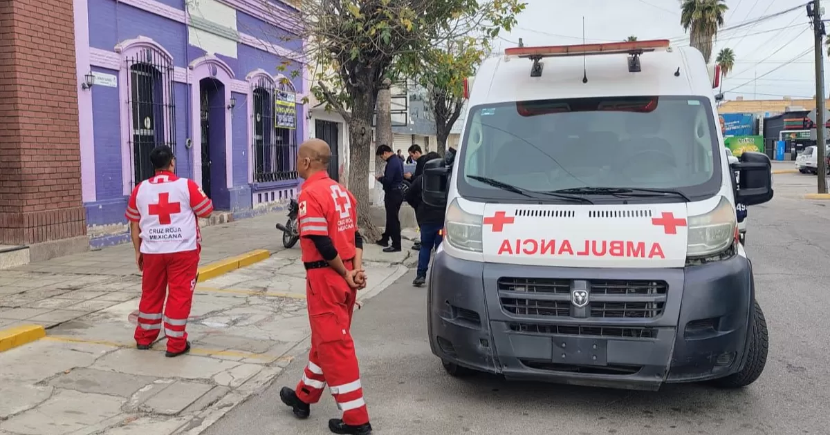 El reporte ingresó a las líneas de emergencia alrededor de las 10:30 horas en la Escuela de Estudios Comerciales y Fiscales, en avenida Hidalgo y Donato Guerra, de la colonia Centro.