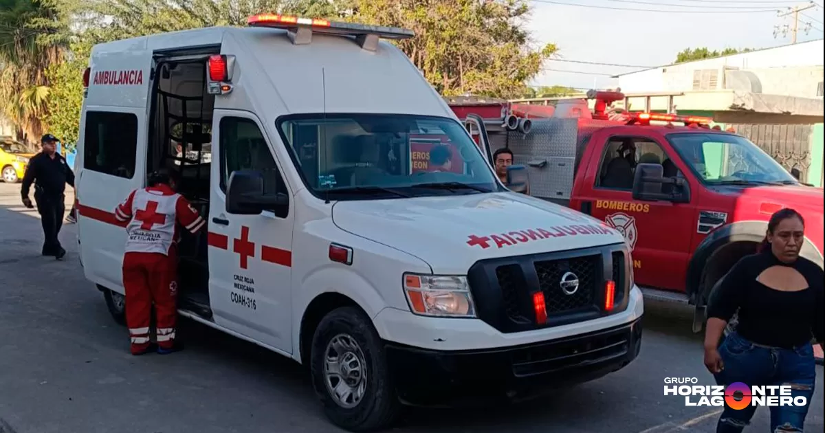 Tras la llegada de elementos de Protección Civil y Bomberos, localizaron a un hombre identificado como Rodolfo Rodríguez Errada de 53 años, quien realizaba trabajos de albañilería (específicamente colocación de estuco) a una altura aproximada de cuatro a cinco metros, sobre andamios instalados en el domicilio mencionado.
