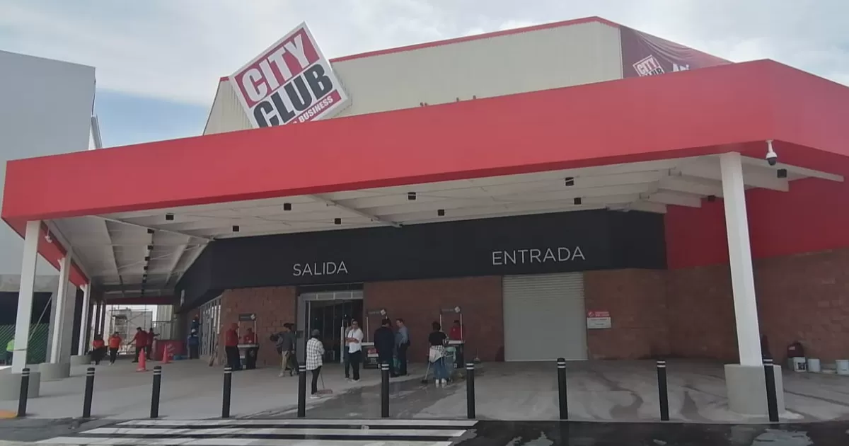 EL nuevo establecimiento fue construido en un predio de 9 mil 500 metros cuadrados, con 72 departamentos generales.