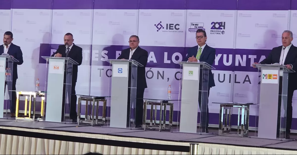Entre ataques y promesas, candidatos a la alcaldía de Torreón sostienen debate