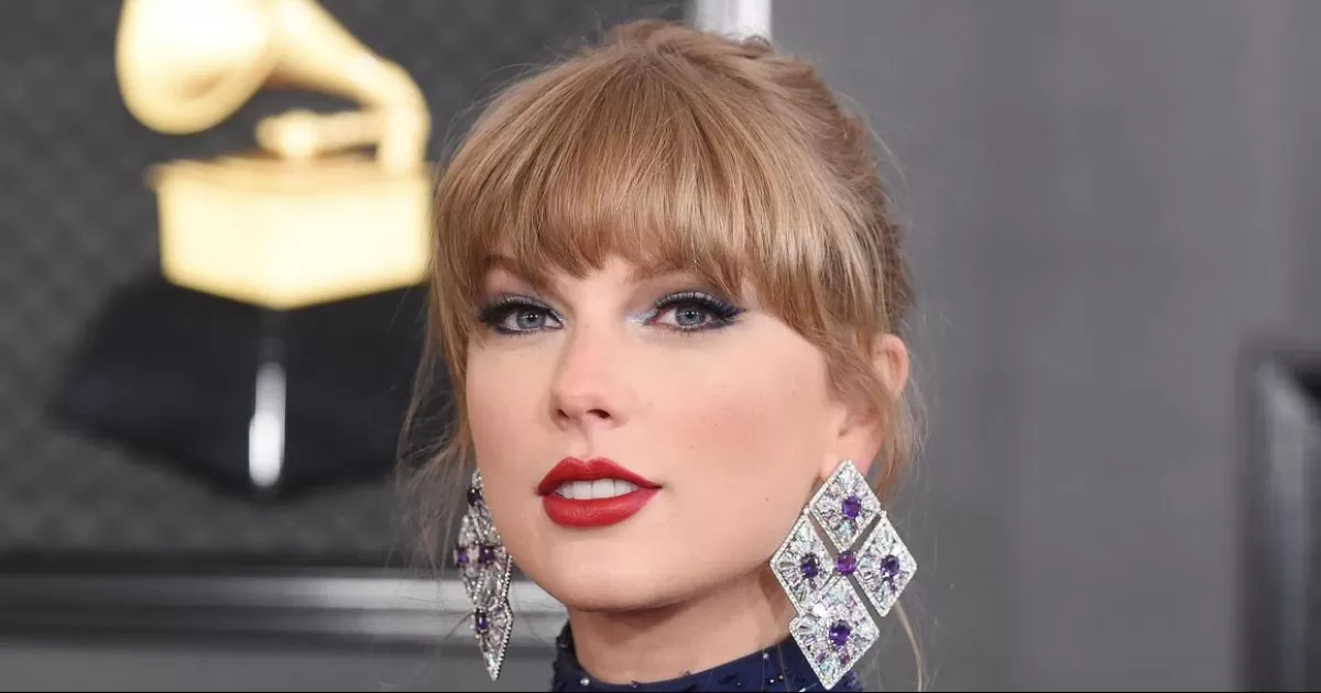 Elige la Revista TIME a Taylor Swift como "Persona del Año" este 2023.