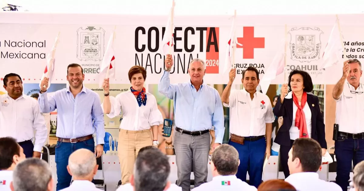 El evento que fue presidido por el alcalde Román Alberto Cepeda González, se realizó en la explanada de la Presidencia Municipal.