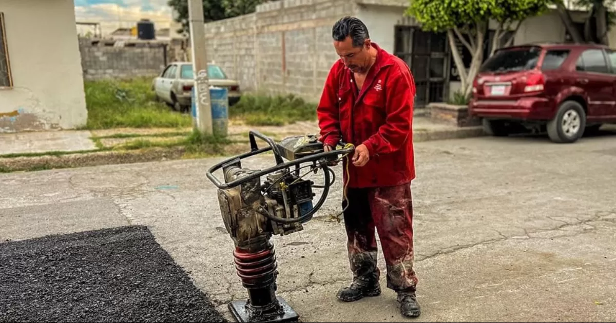 En el lapso de un mes el personal del Sistema Integral de Mantenimiento Vial (SIMV) de TorreÃ³n atendiÃ³ un total de 142 colonias con trabajos de bacheo.