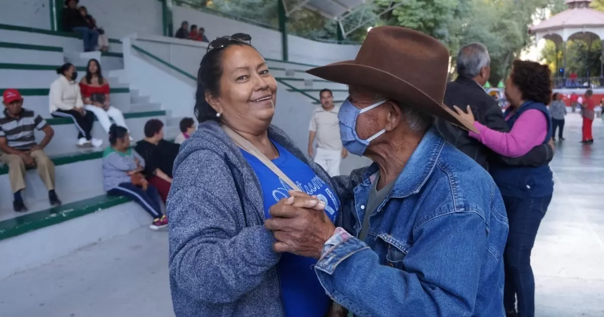 Anuncian festejo del Día de las Madres en Lerdo