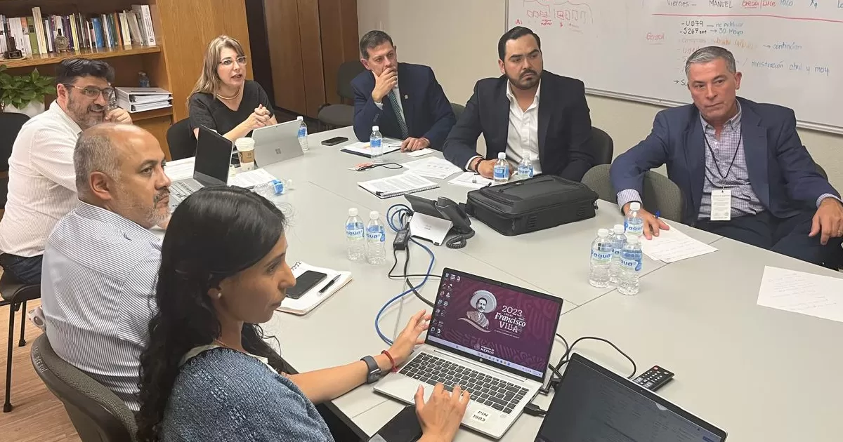 El Rector presentó a la Dra. Rodríguez Armenta, las primeras acciones implementadas en su administración e informó sobre el Plan de Austeridad que genera productividad por la optimización de recursos en pro de la calidad educativa.