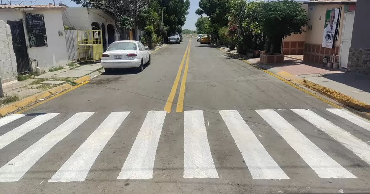 Juan Adolfo Von Bertrab Saracho, titular de la dependencia, mencionó que fueron más de once mil metros cuadrados los que se rehabilitaron en las calles Huasteca, Ixcamilpa, Sisal y las avenidas Kino y Llantero.