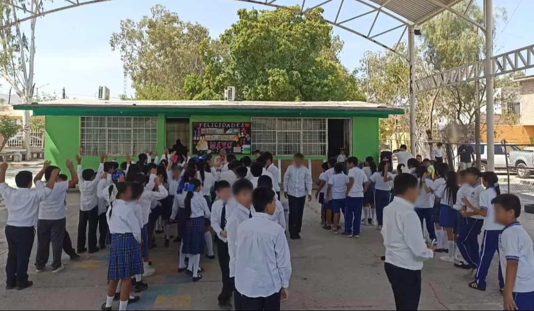 El Departamento de Cultura del Agua del SAPAL visitÃ³ la Escuela Primaria Manuel JosÃ© OthÃ³n para impartir una plÃ¡tica sobre el cuidado de los Ã¡rboles.