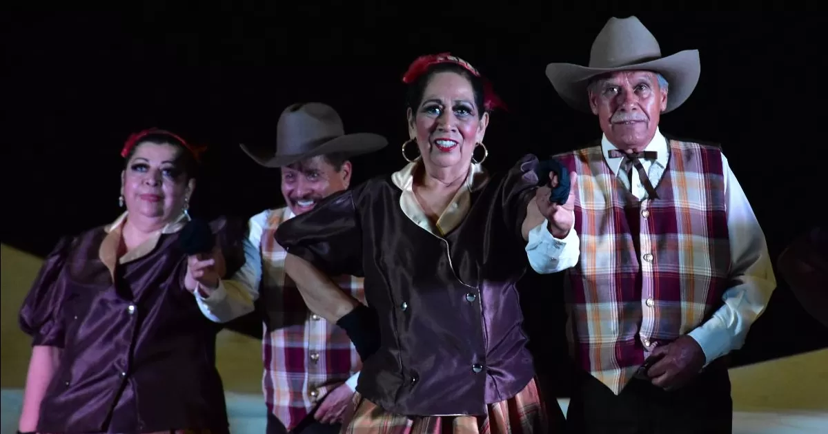 El DIF TorreÃ³n organizÃ³ un encuentro de baile folclÃ³rico con el grupo de adultos mayores del municipio e invitados de Zacatecas.