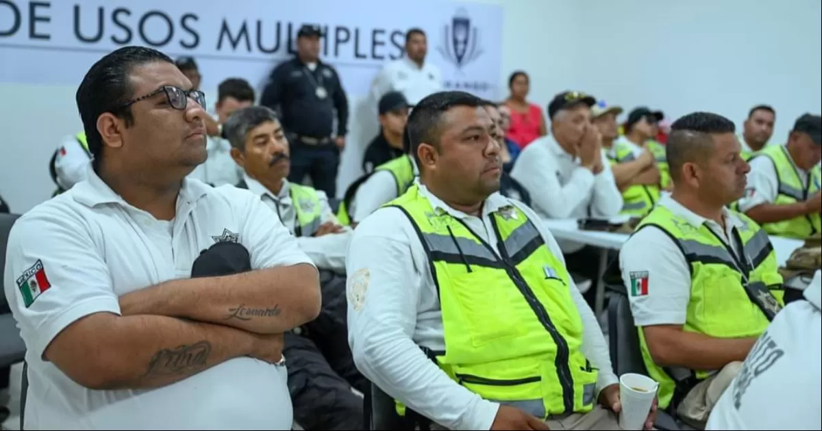 Oficiales de tránsito son capacitados en Lerdo