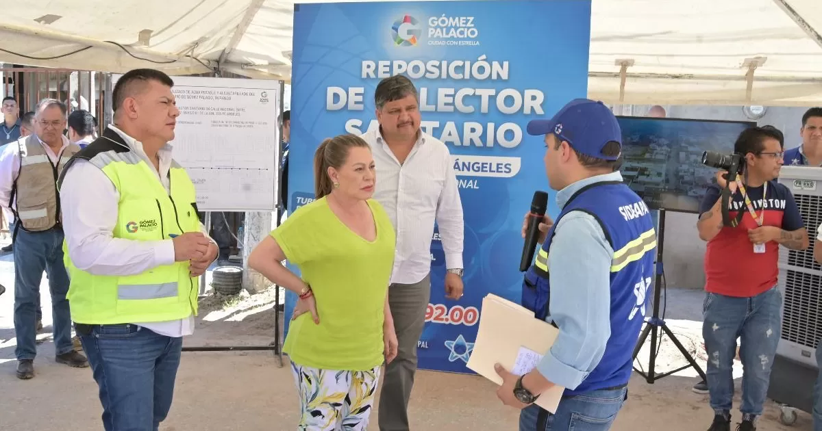 La presidenta municipal de GÃ³mez Palacio, Leticia Herrera Ale visitÃ³ la obra que se lleva a cabo en las calles Herreros y RubÃ©n Jaramillo.
