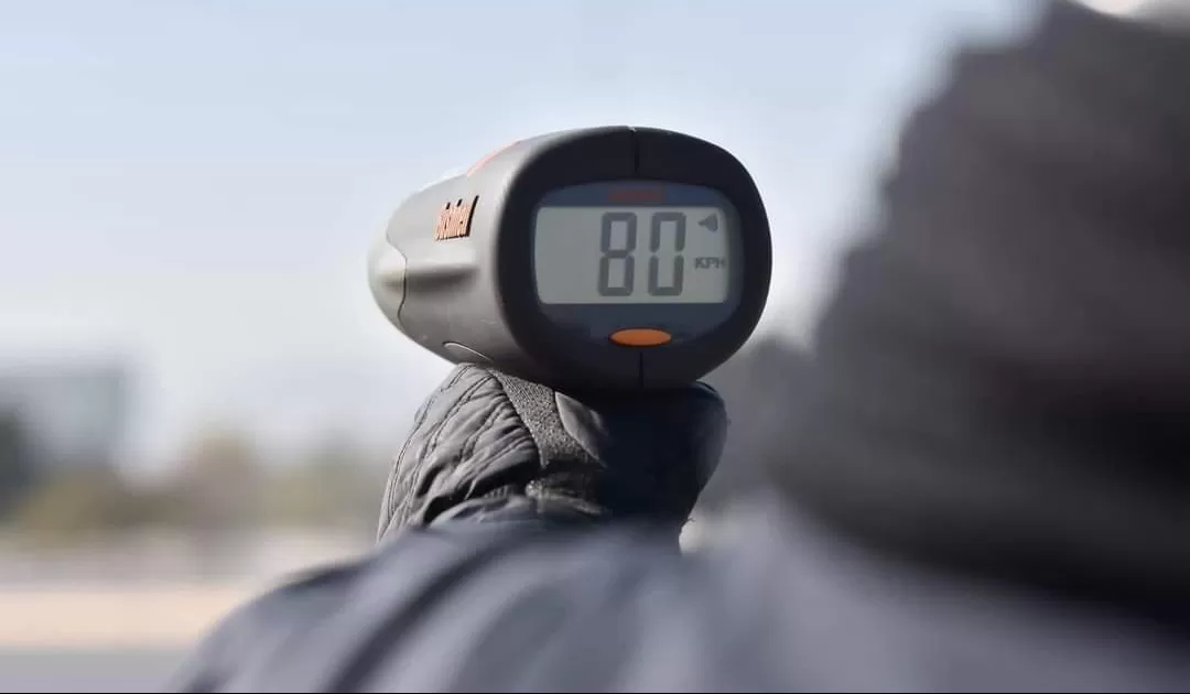 Su finalidad es que los automovilistas respeten el lÃ­mite de velocidad permitido.