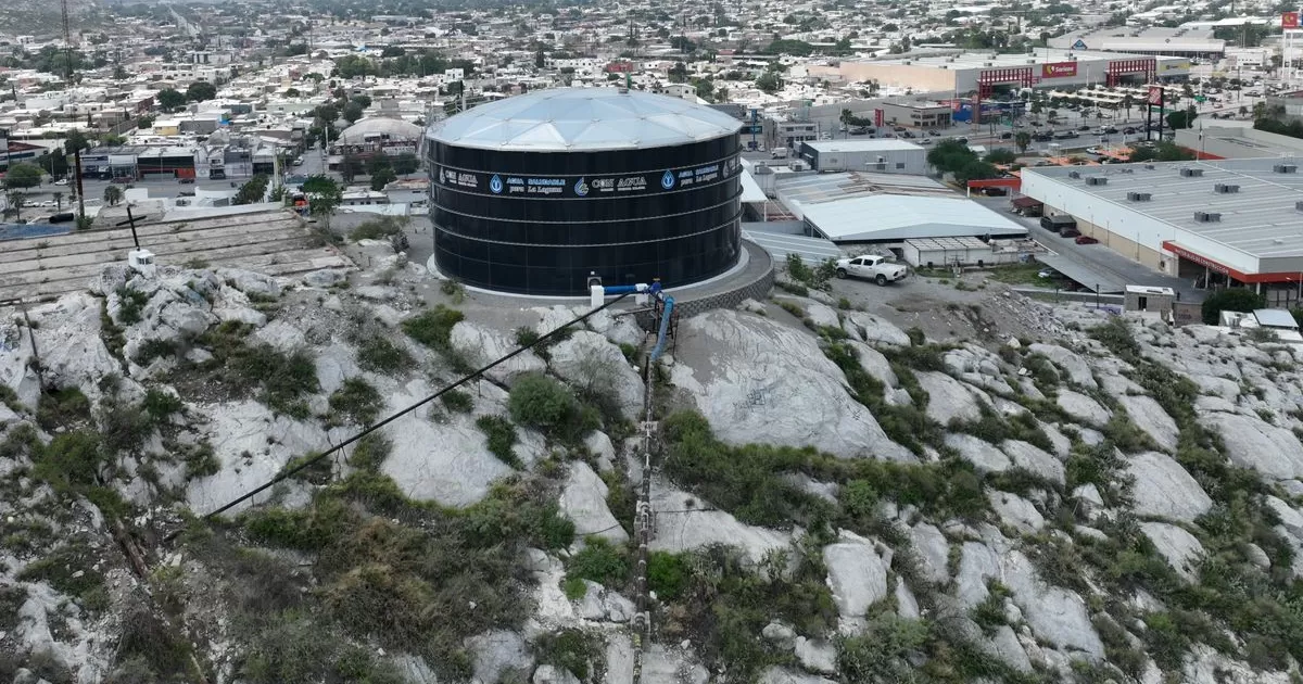 Las labores de limpieza se concentraron en la línea ubicada en las faldas del Cerro de la Cruz, en la intersección de la calle Primo de Verdad y la calle Primera del Cerro de la Cruz.
