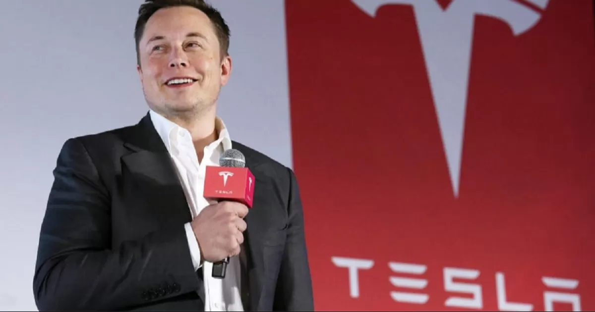 Este martes, el multi millonario Elonk Musk, anunciÃ³ que pausarÃ¡ la construcciÃ³n de la Giga Fabrica de Tesla hasta el 5 de noviembre, dÃ­a de las elecciones presidenciales en Estados Unidos.