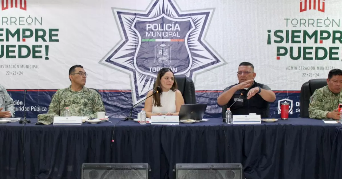 Señaló que a partir de ayer jueves, el Municipio instaló este comité, e invitó a las autoridades de los tres niveles de Gobierno en materia de seguridad, a participar y permanecer coordinados con la finalidad de mantener el orden durante eventos como son fiestas patronales, los de índole deportivo o artísticos que concentren gran cantidad de personas.