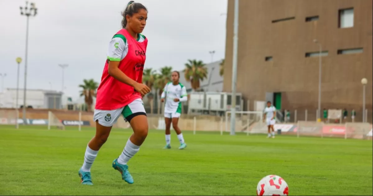 Anahí, originaria de la capital colimense, destaca dentro del plantel albiverde como la futbolista con mayor cantidad de tiros a gol.