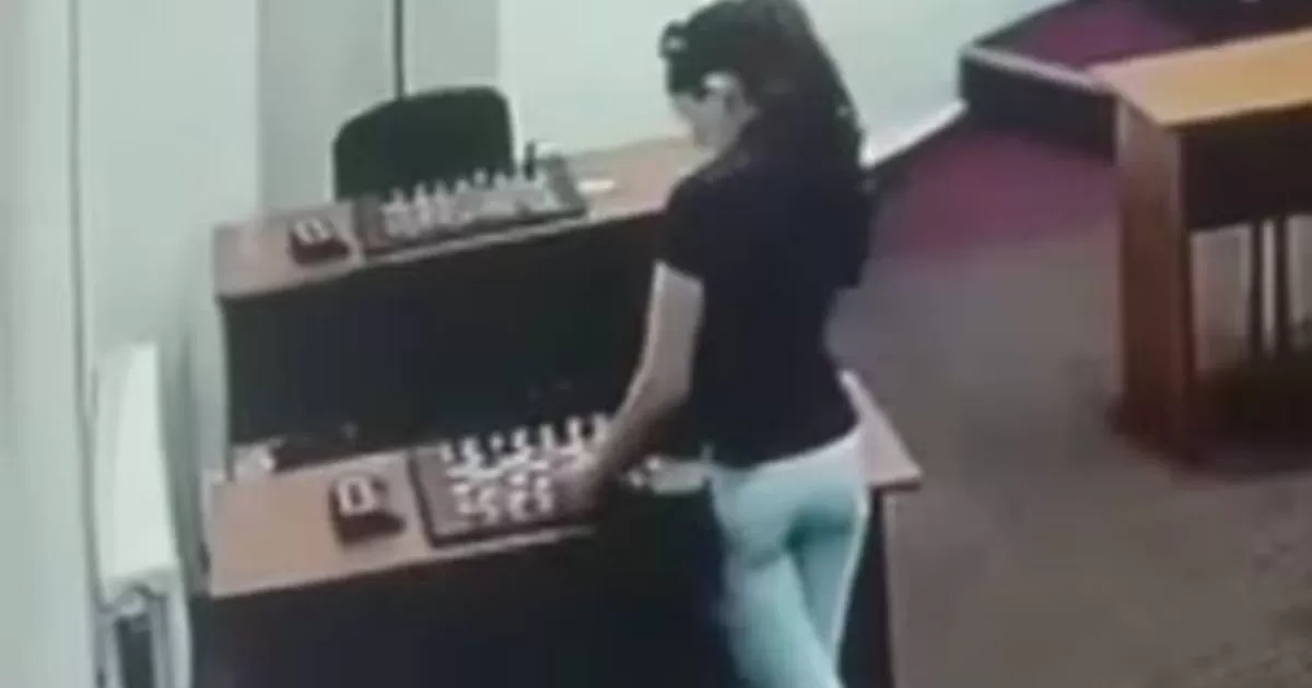 La jugadora rusa manipulÃ³ las piezas de su rival con Mercurio.