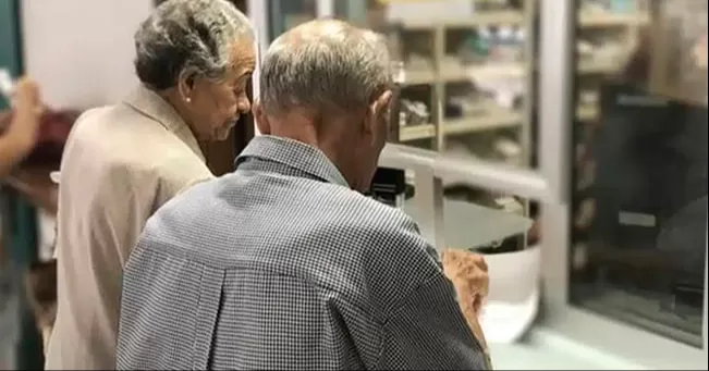 PensiÃ³n IMSS 2024: Estos jubilados reciben pago EXTRA de 47 mil pesos en septiembre, Â¿por quÃ©?