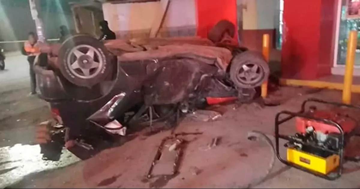 En Torreón, ebrio impacta auto familiar y ocasiona la muerte del padre