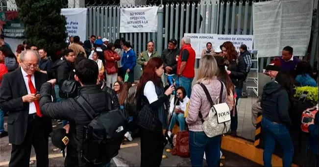 LÃ³pez Obrador dijo que trabajadores de PJ tienen derecho a manifestarse contra reforma, pero serÃ¡n paleros si inician huelga y saben de corruptelas