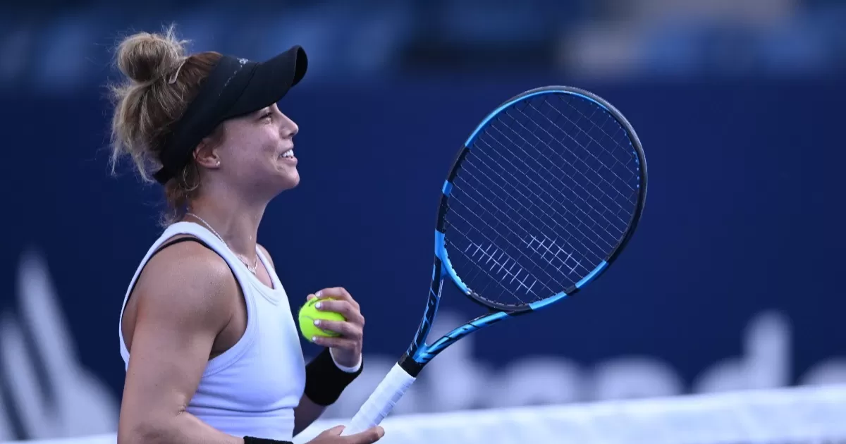 Renata ZarazÃºa eliminÃ³ a Victoria RodrÃ­guez para avanzar por primera vez a la segunda ronda del Abierto GNP Seguros.