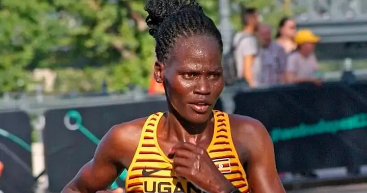 La FederaciÃ³n de Atletismo de Uganda (UAF, en sus siglas en inglÃ©s) tambiÃ©n confirmÃ³ el deceso de la deportista, de 33 aÃ±os.