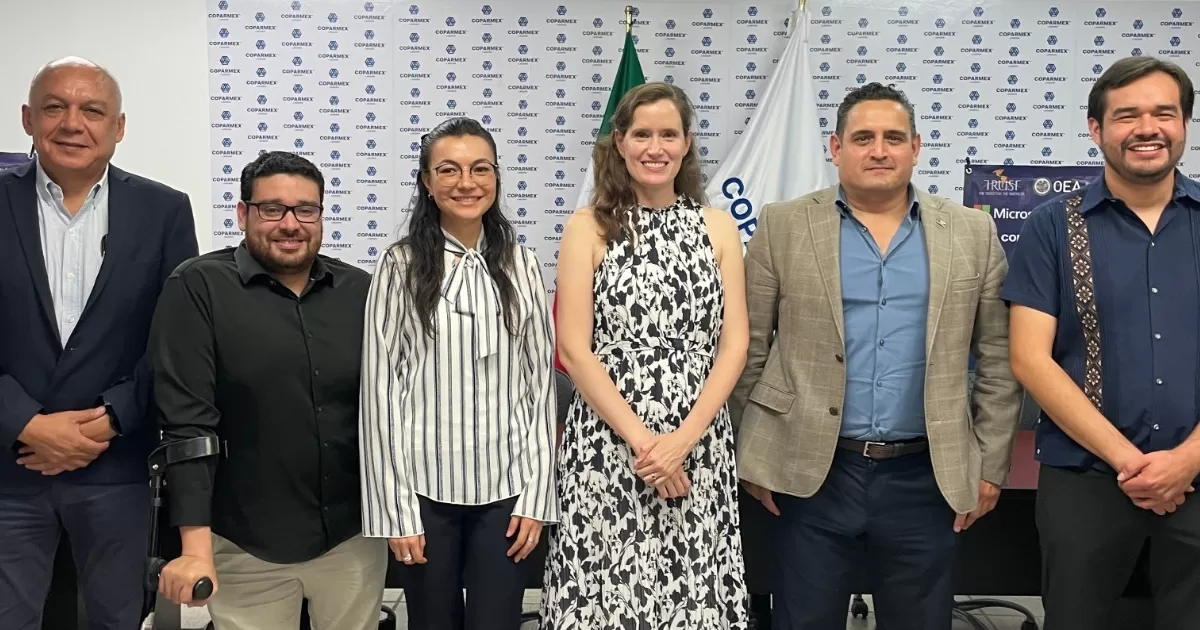 Buscan combatir el analfabetismo digital en La Laguna