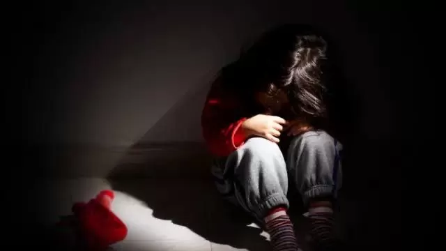 A travÃ©s de un video, una madre denunciÃ³ que su hija de 5 aÃ±os, fue vÃ­ctima de un abuso sexual.