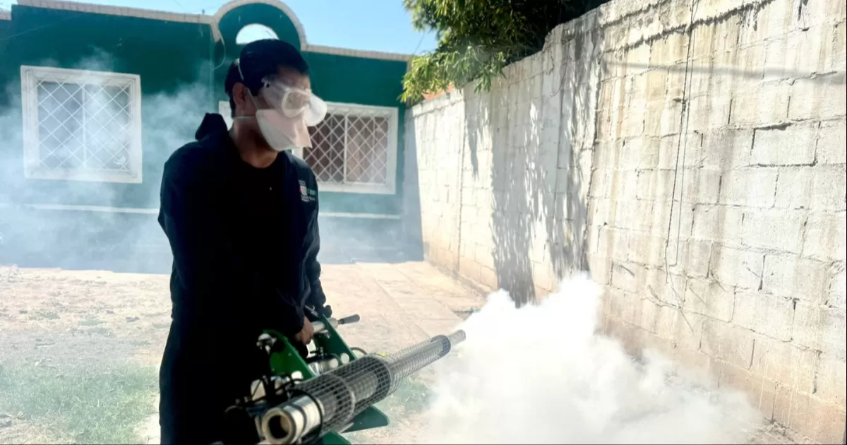 El funcionario estatal recordó que recientemente el Gobierno de Coahuila invirtió la cantidad de 18.5 millones de pesos en equipamiento e insumos para combatir al dengue.