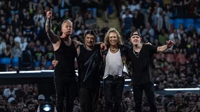 En redes sociales, como X, se ha viralizado el momento en que Metallica toca el popular tema â€œLa Negra Tomasaâ€, canciÃ³n cubana que ha tenido mÃºltiples interpretaciones pero la mÃ¡s popular es de la banda de rock mexicana Caifanes.