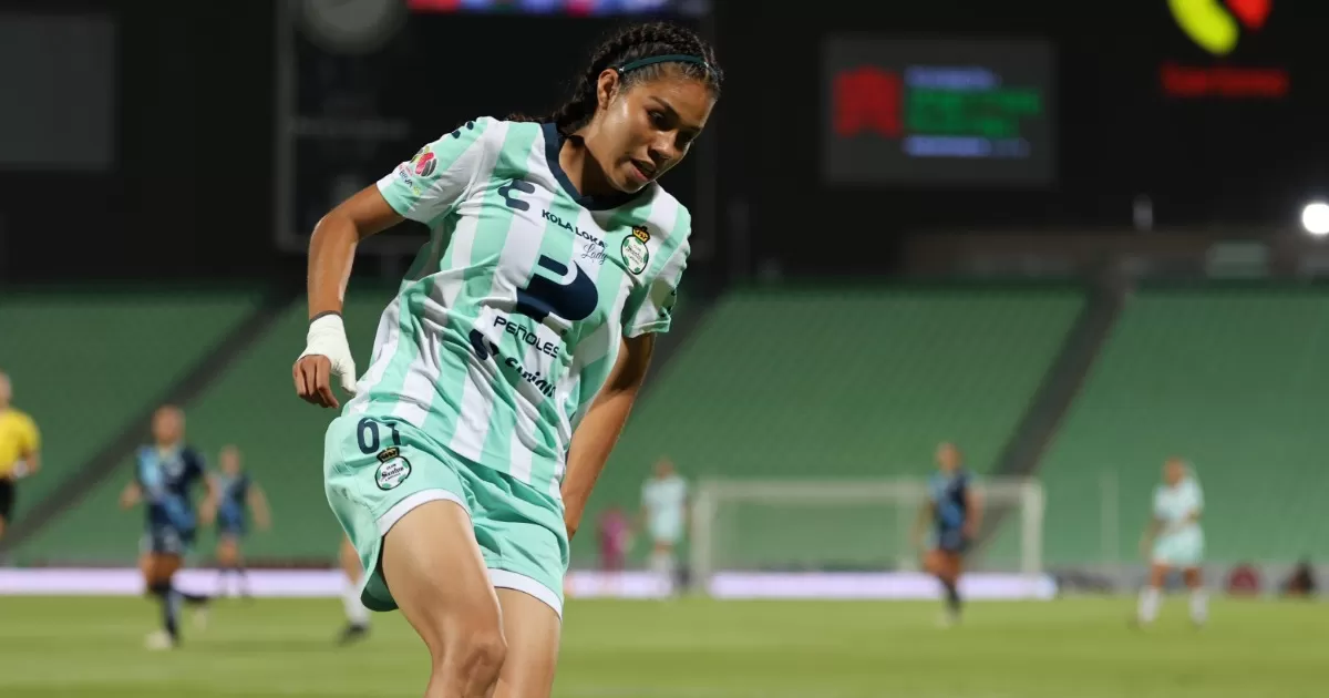 La jugadora albiverde vio actividad en el primer triunfo del equipo del Apertura 2024, ante el Puebla.